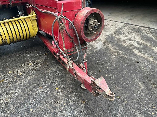 New holland super hayliner 286 balenpers - afbeelding 9 van  20