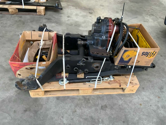 New holland tm fronthef - afbeelding 4 van  9