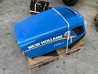 New holland tt4.75 motorkap - afbeelding 7 van  8