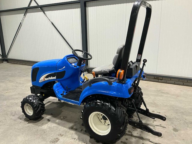 New holland tz25d 4wd minitractor - afbeelding 12 van  17