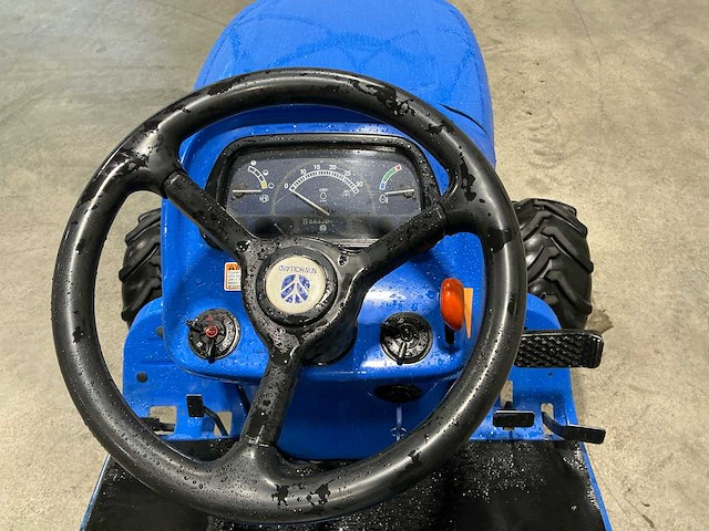 New holland tz25d 4wd minitractor - afbeelding 17 van  17