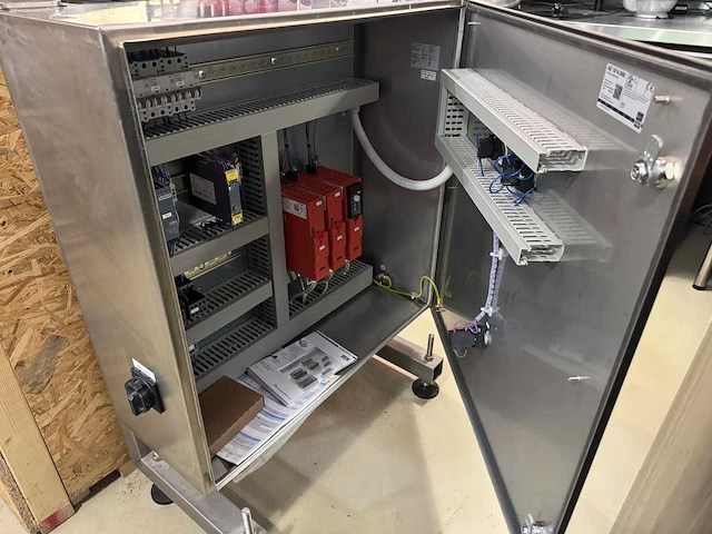 New motion - mbc-s & mbc-c - voedseltransportband - afbeelding 16 van  17