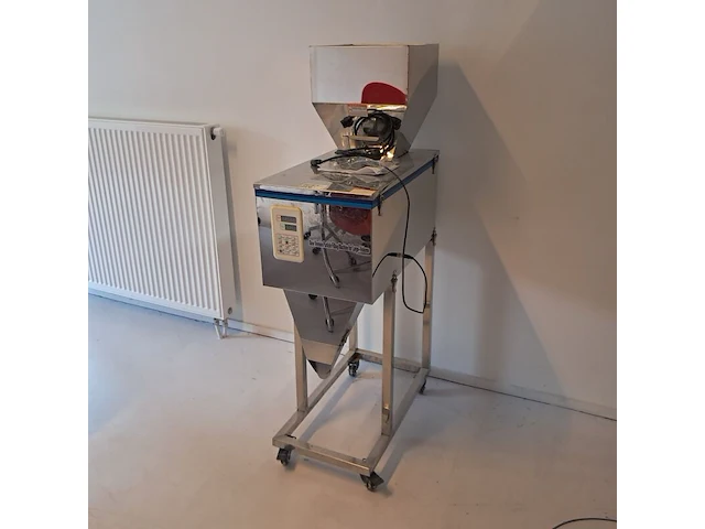 New version particle filling machine - afbeelding 1 van  11
