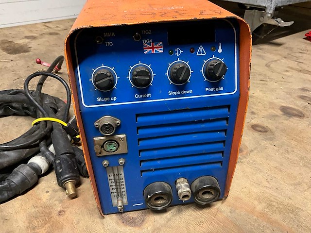 Newarc viper 2500s tig-lasmachine - afbeelding 1 van  2