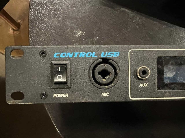 Newhank - mediaplayer usb - 19" apparatuur - afbeelding 3 van  3