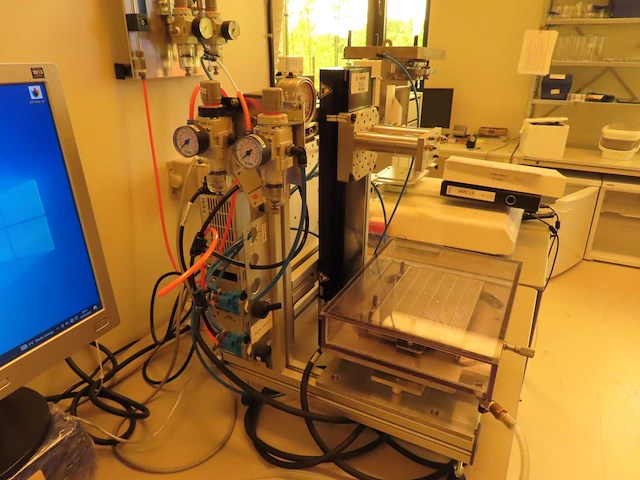 Newport - m-ils200cc - positioneringssysteem met linear stage - afbeelding 8 van  14