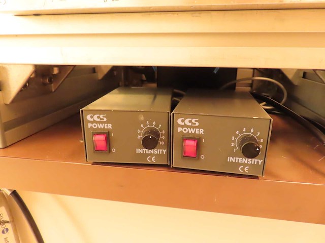 Newport - m-ims300cc - positioneringssysteem met linear stage - afbeelding 9 van  9