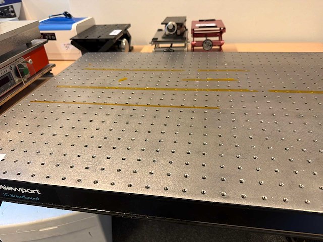Newport ig breadboard optische trillingvrije meettafel - afbeelding 3 van  3