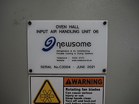 Newsome - afbeelding 2 van  12