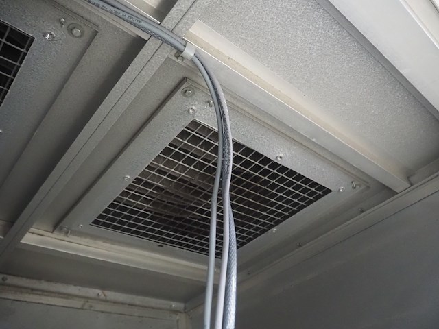 Newsome - afbeelding 10 van  12