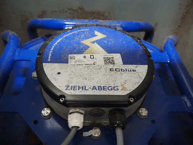 Newsome - afbeelding 6 van  9