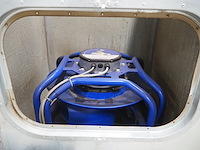 Newsome - afbeelding 5 van  8