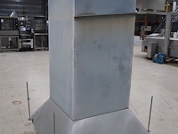 Newsome - afbeelding 3 van  8