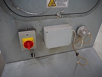 Newsome - afbeelding 7 van  8