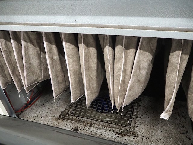 Newsome - afbeelding 9 van  11