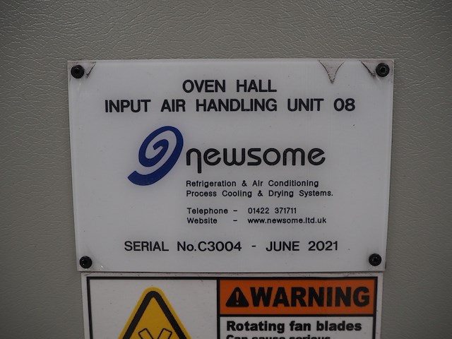 Newsome - afbeelding 10 van  11