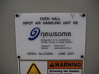 Newsome - afbeelding 10 van  11