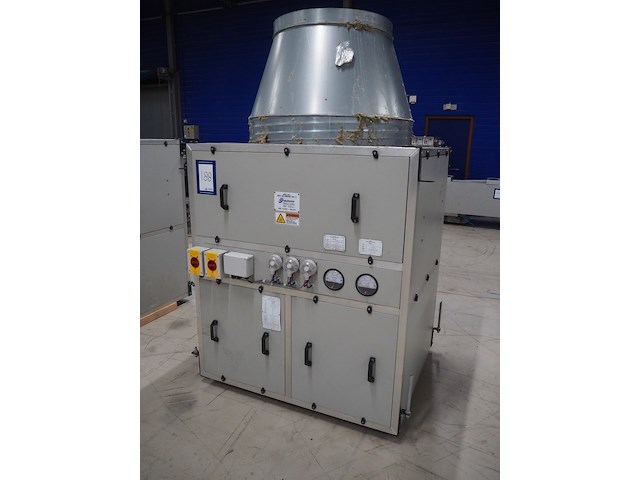 Newsome - afbeelding 1 van  11