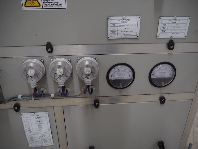 Newsome - afbeelding 7 van  11