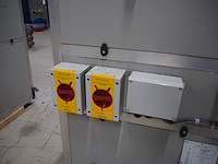 Newsome - afbeelding 8 van  11