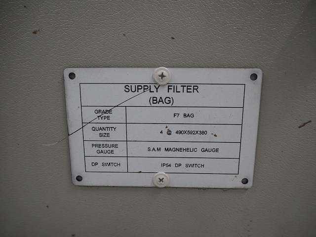 Newsome - afbeelding 3 van  11