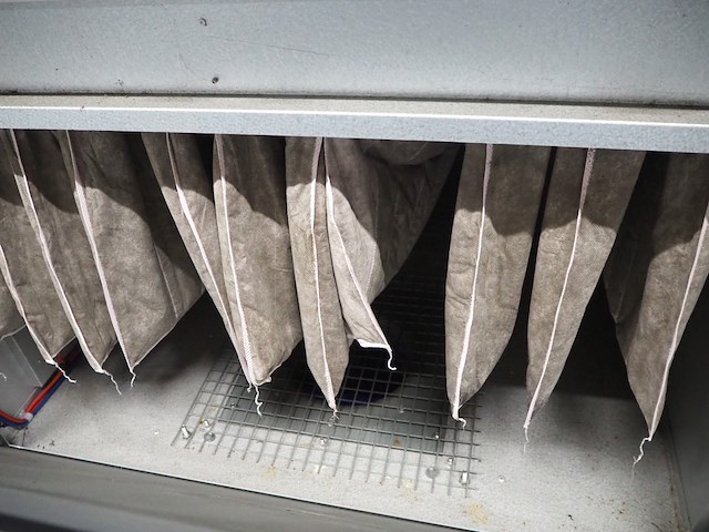 Newsome - afbeelding 7 van  11