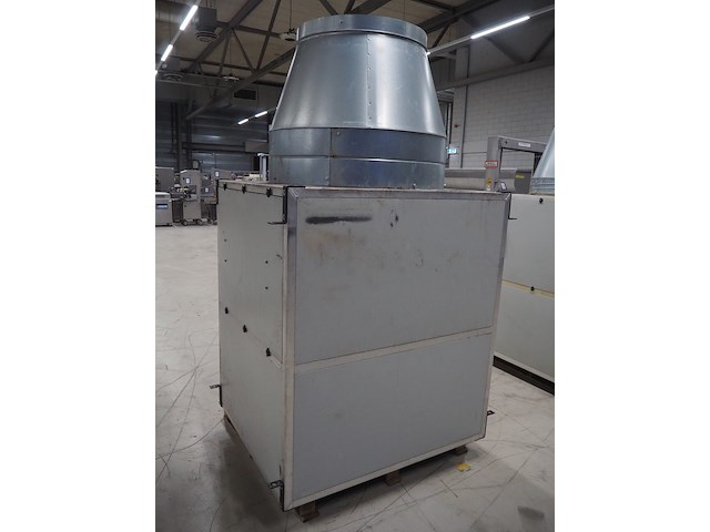 Newsome - afbeelding 6 van  11