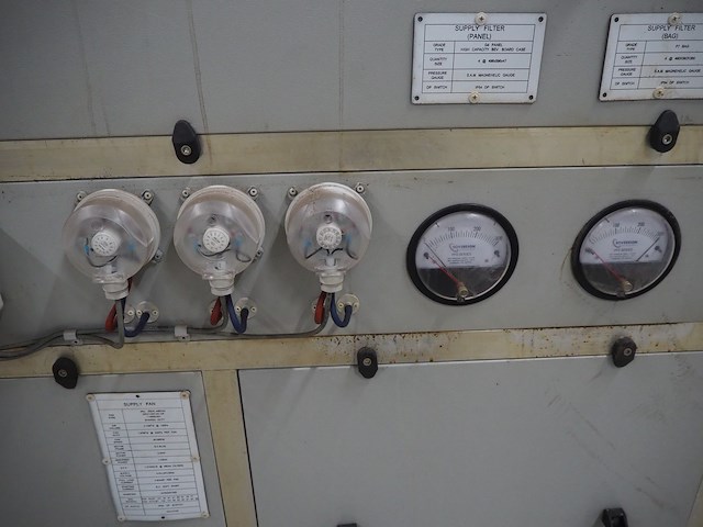 Newsome - afbeelding 7 van  11