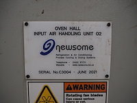 Newsome - afbeelding 10 van  11