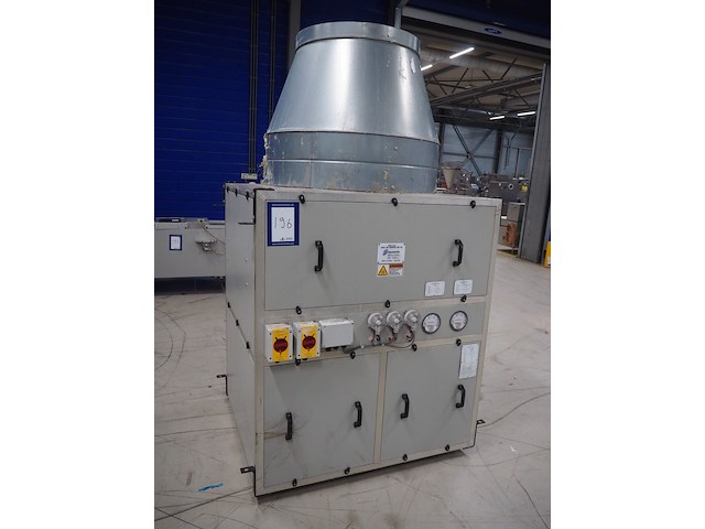 Newsome - afbeelding 1 van  11