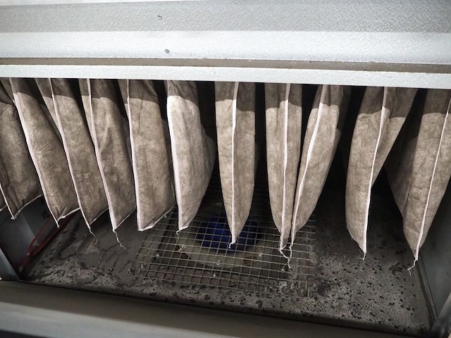 Newsome - afbeelding 9 van  11