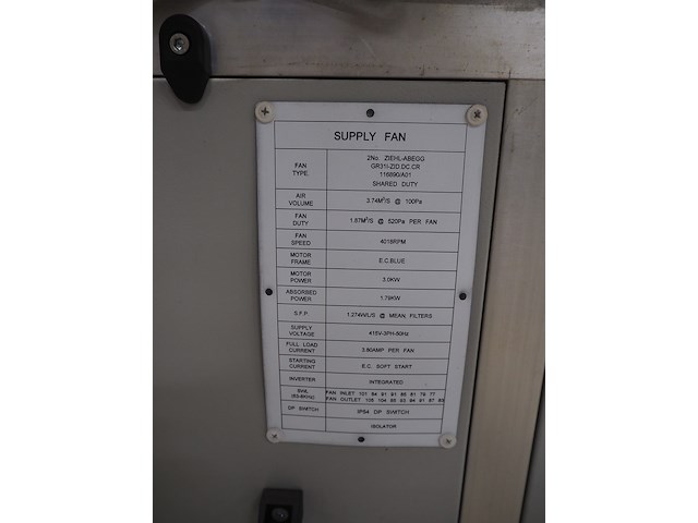 Newsome - afbeelding 3 van  11