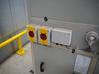 Newsome - afbeelding 8 van  11