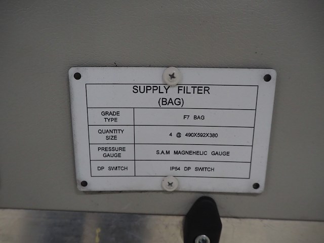 Newsome - afbeelding 2 van  11