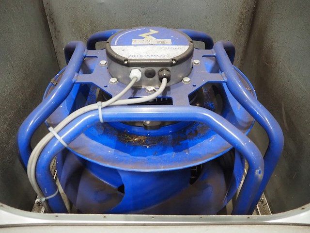 Newsome - afbeelding 5 van  8