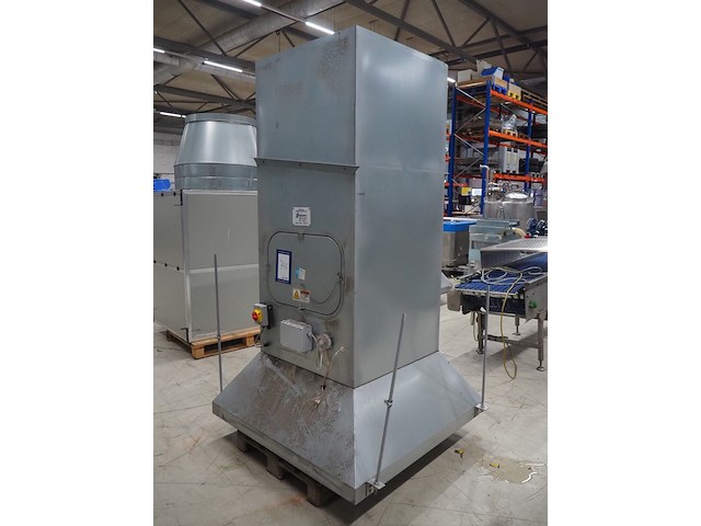 Newsome - afbeelding 2 van  8