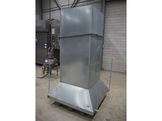 Newsome - afbeelding 4 van  8