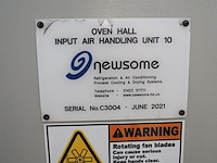 Newsome - afbeelding 9 van  17