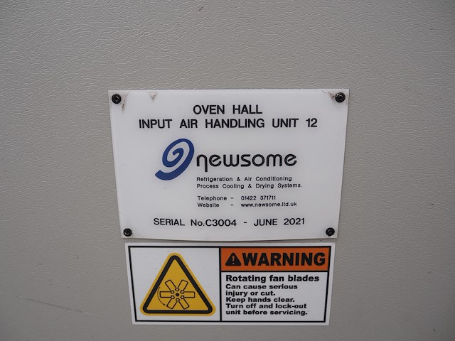 Newsome - afbeelding 9 van  17