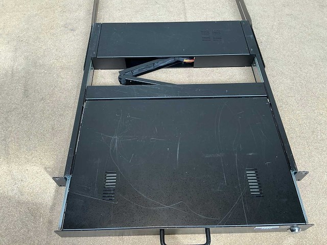 Newstar 1u rack monitor - afbeelding 2 van  4