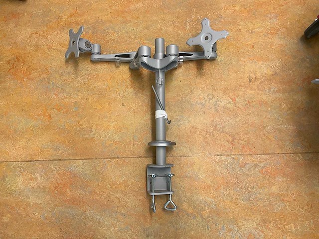 Newstar dubbele monitorsteunen (circa 18 stuks) - afbeelding 1 van  5