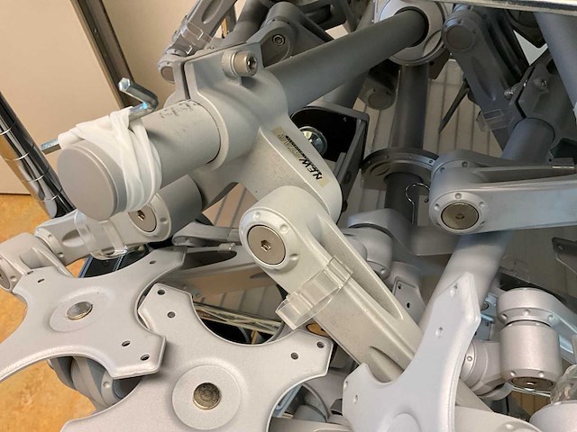 Newstar dubbele monitorsteunen (circa 18 stuks) - afbeelding 5 van  5