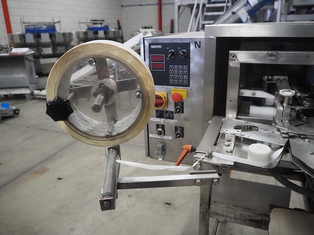 Newtec - afbeelding 2 van  17