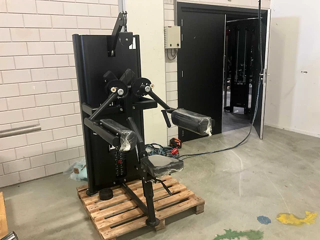 Newtech shoulderpress - afbeelding 4 van  10