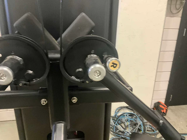 Newtech shoulderpress - afbeelding 8 van  10