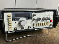 Newtronics 200spc sweep/puls/functie generator - afbeelding 2 van  4