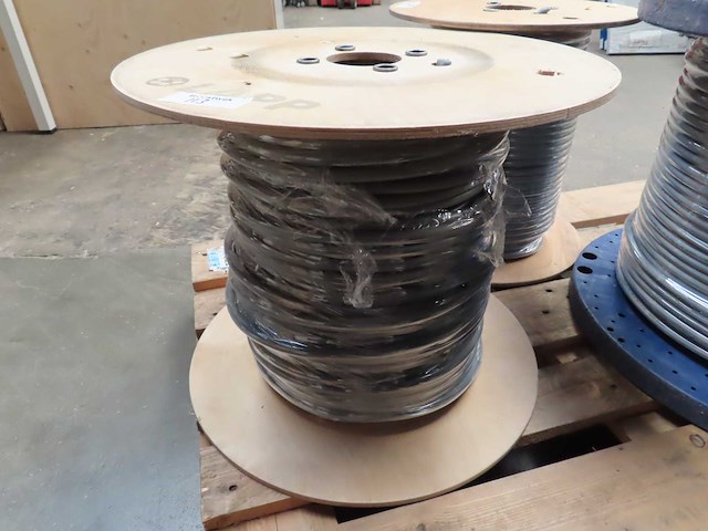 Nexans - ymvk dca 6g1,5 - rol installatiekabel 120m - afbeelding 1 van  1