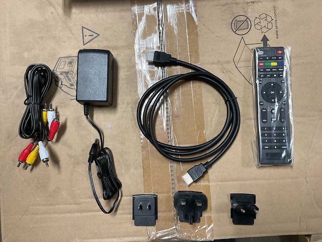 Next generation afn7500hd satelliet tv decoder & dvr - afbeelding 4 van  7