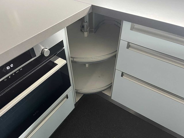 Next125 - keuken met aeg apparatuur - afbeelding 4 van  24