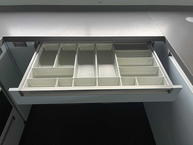 Next125 - keuken met aeg apparatuur - afbeelding 19 van  24